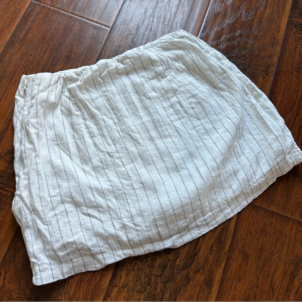 Abercrombie Linen Blend Scarlett Mini Skort - Picture 2 of 5